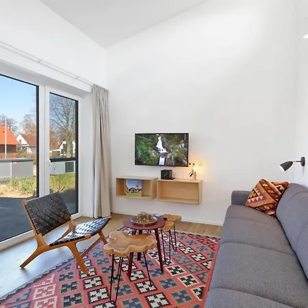 Holiday home 2 Bedroom Stunning In Lembruch-duemmer